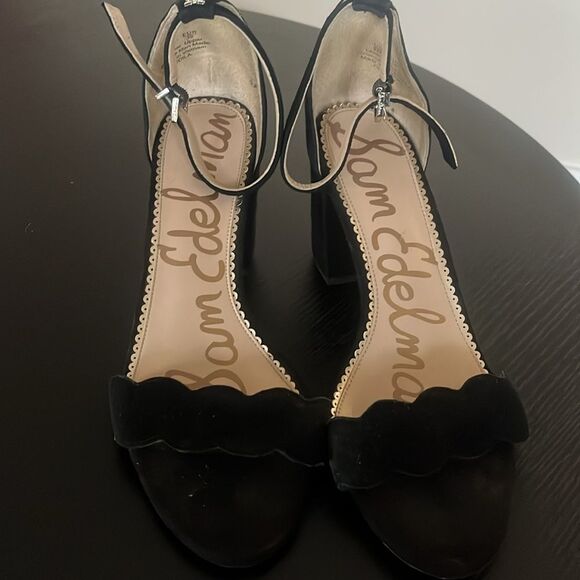 Sam Edleman Odilia Black Suede Scalloped Heels Size 9 - Picture 6 of 12
